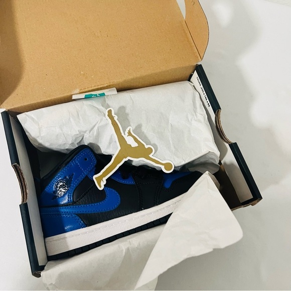 Air Jordan 1 Mid (PS) Size 11C Black/Hyper Royal-White Sneakers [640734077] EUC - Picture 9 of 9